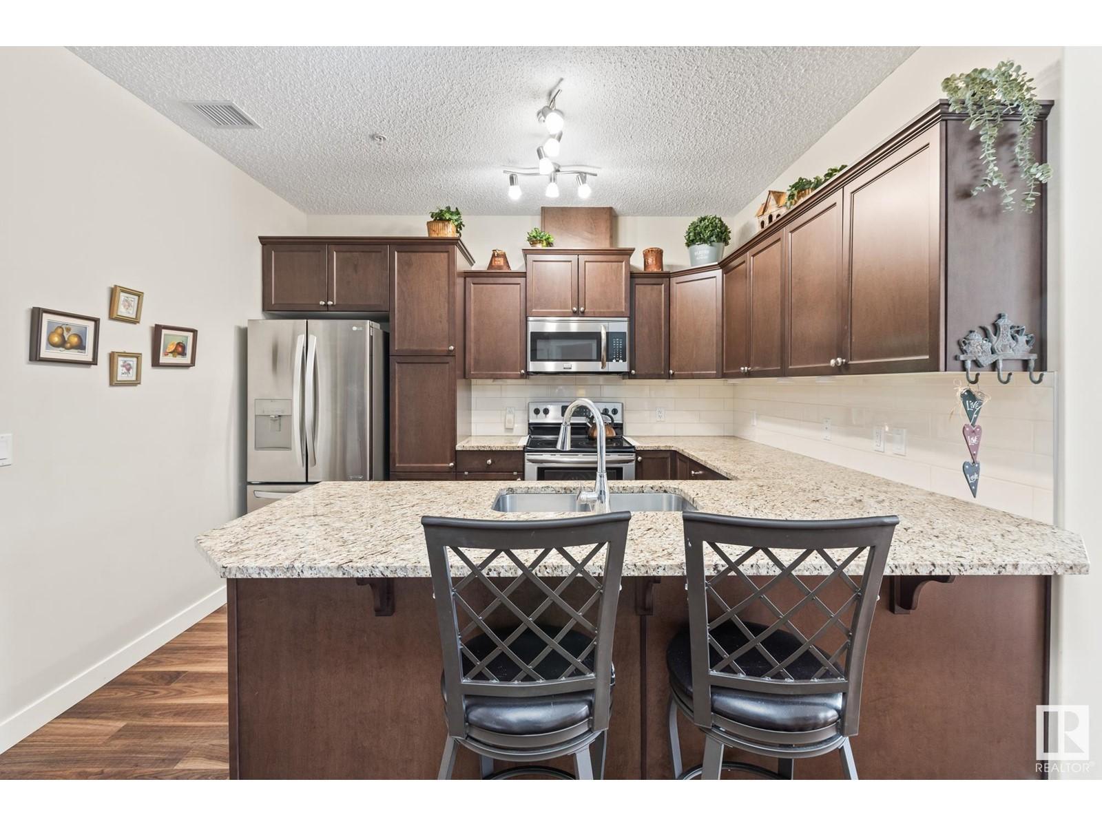 












#215 511 QUEEN ST

,
Spruce Grove,




Alberta
T7X0G4


