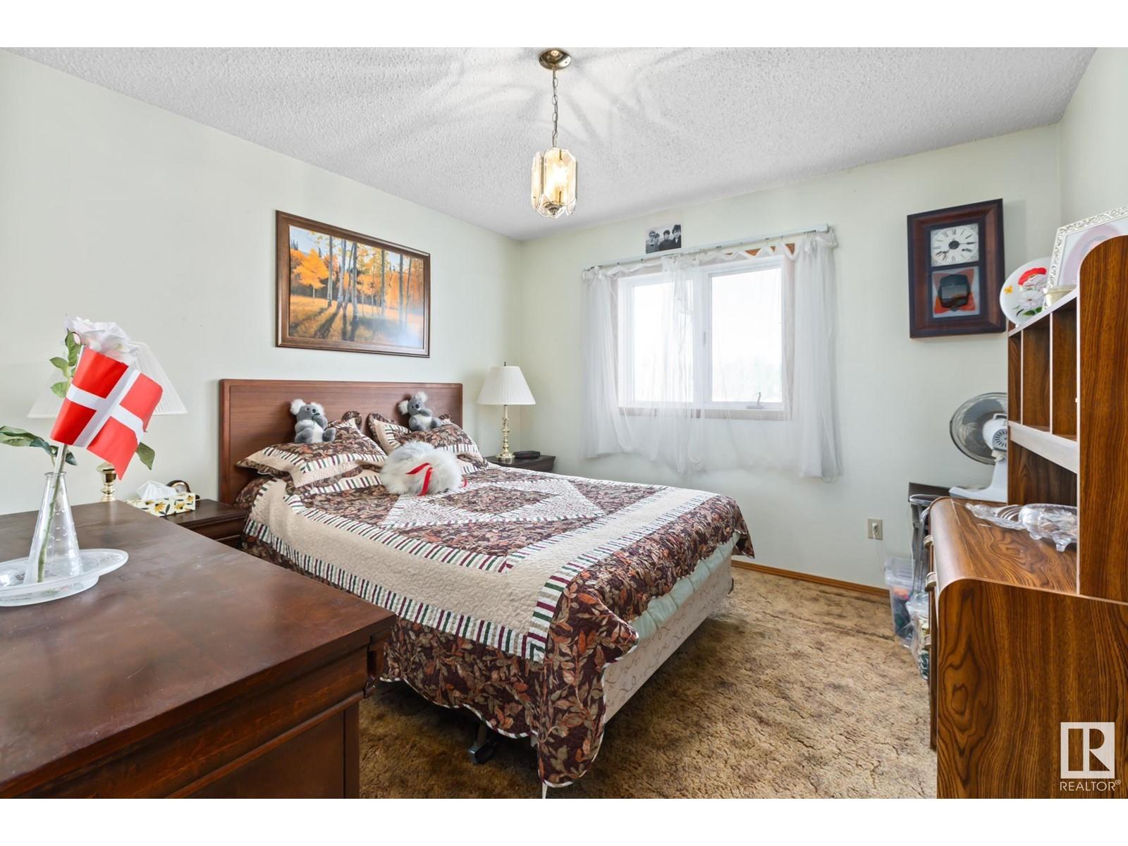 












52175 RGE ROAD 224

,
Rural Strathcona County,




Alberta
T8C1B7

