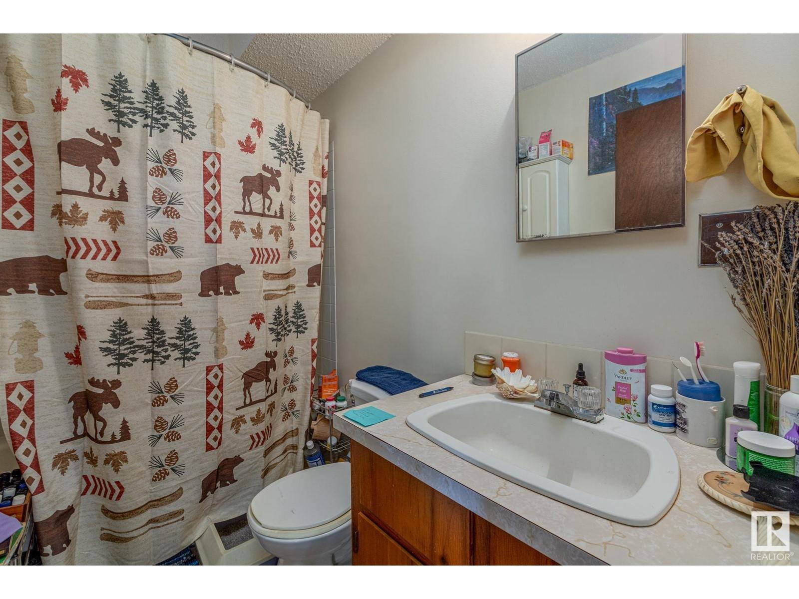 












52175 RGE ROAD 224

,
Rural Strathcona County,




Alberta
T8C1B7

