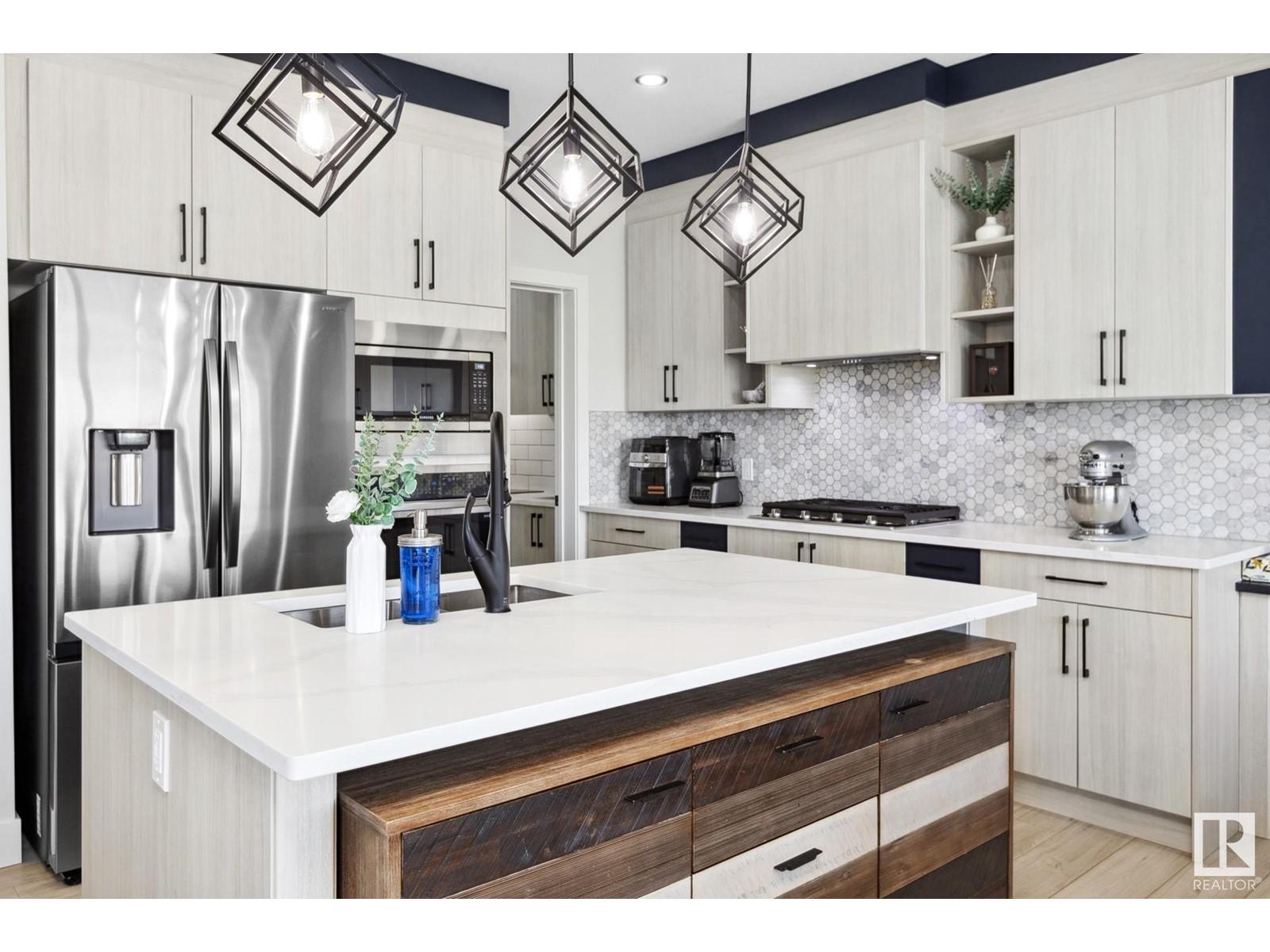 












18204 94 ST NW

,
Edmonton,




Alberta
T5Z0G6

