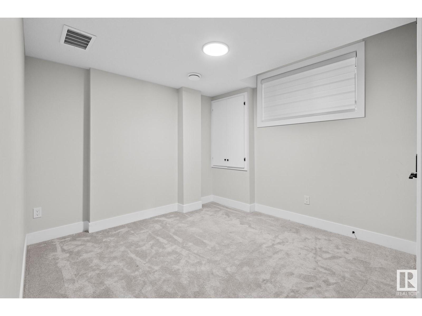 












18204 94 ST NW

,
Edmonton,




Alberta
T5Z0G6

