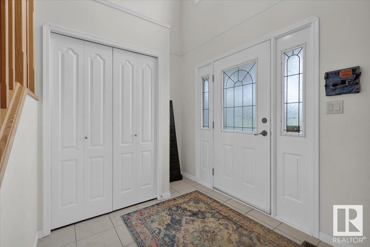 












9615 101 ST NW

,
Edmonton,




Alberta
T5K0W7

