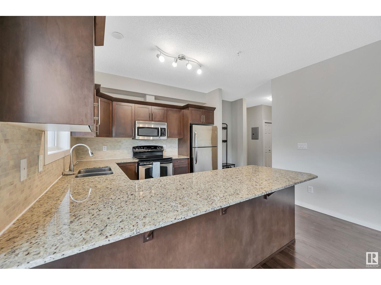 












#204 10524 77 AV NW

,
Edmonton,




Alberta
T6E1N1

