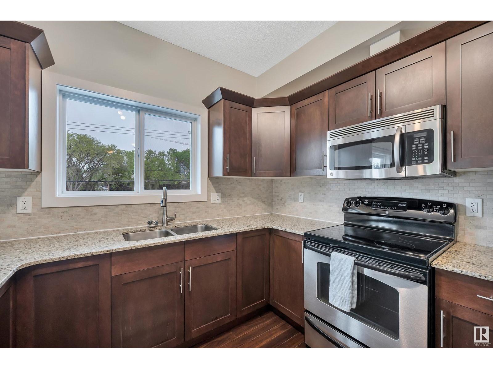 












#204 10524 77 AV NW

,
Edmonton,




Alberta
T6E1N1

