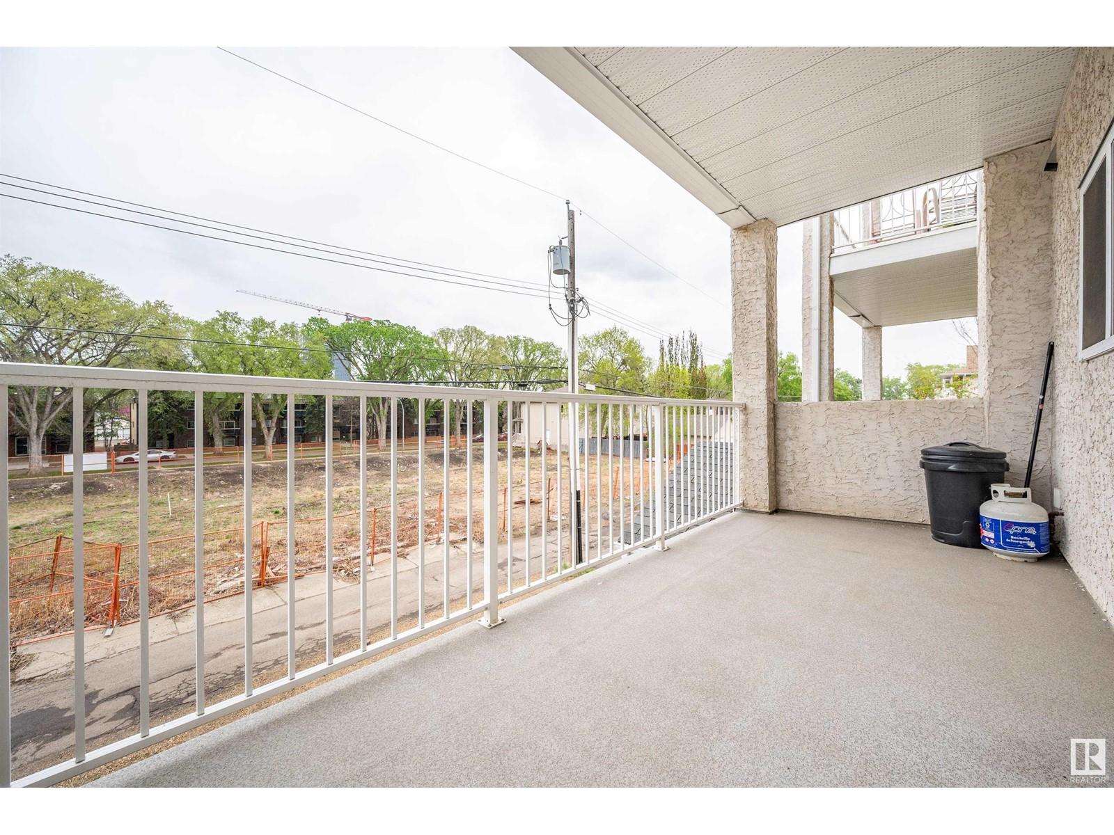 












#204 10524 77 AV NW

,
Edmonton,




Alberta
T6E1N1

