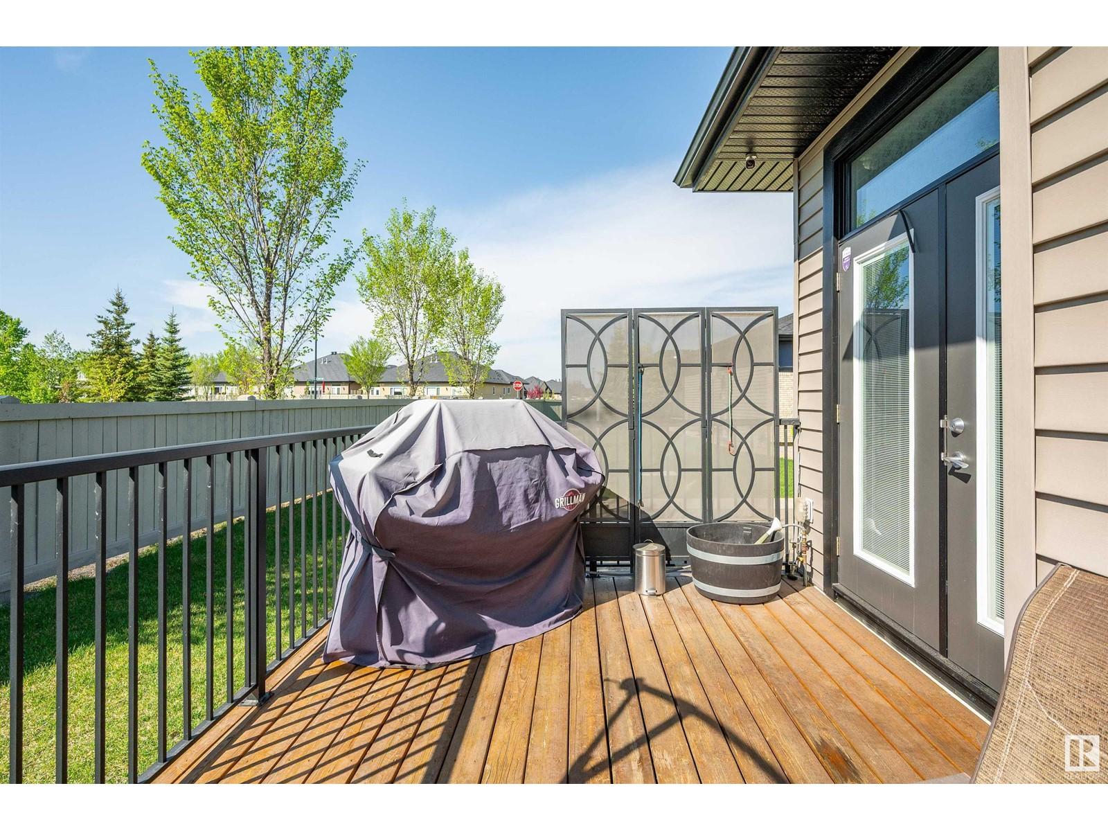 












#17 103 ALLARD LI SW SW

,
Edmonton,




Alberta
T6W3T8

