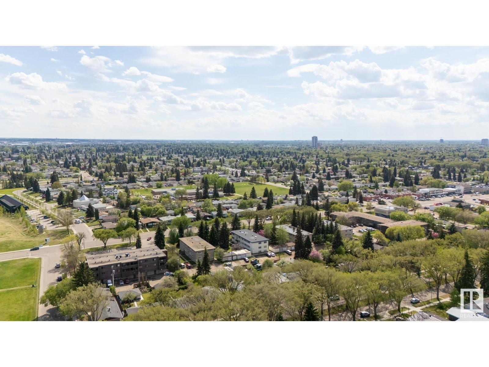 












#9 6920 101 AV NW

,
Edmonton,




Alberta
T6A0H7

