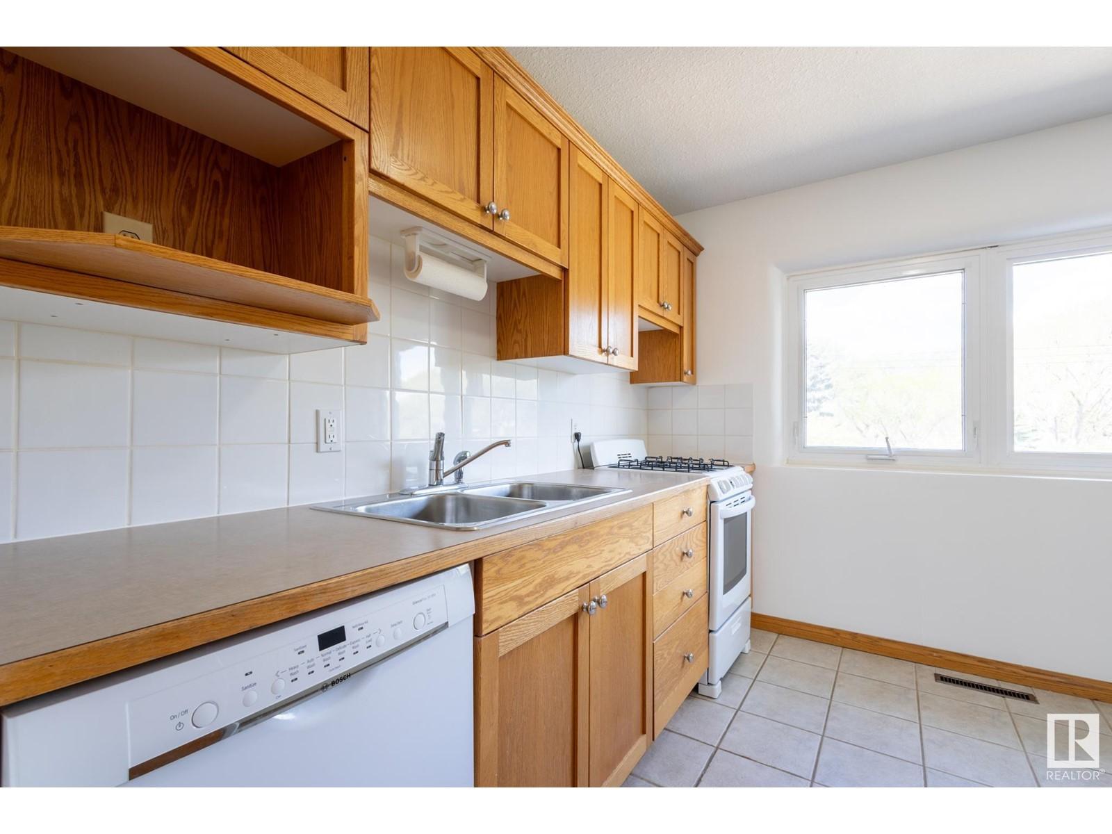 












#9 6920 101 AV NW

,
Edmonton,




Alberta
T6A0H7

