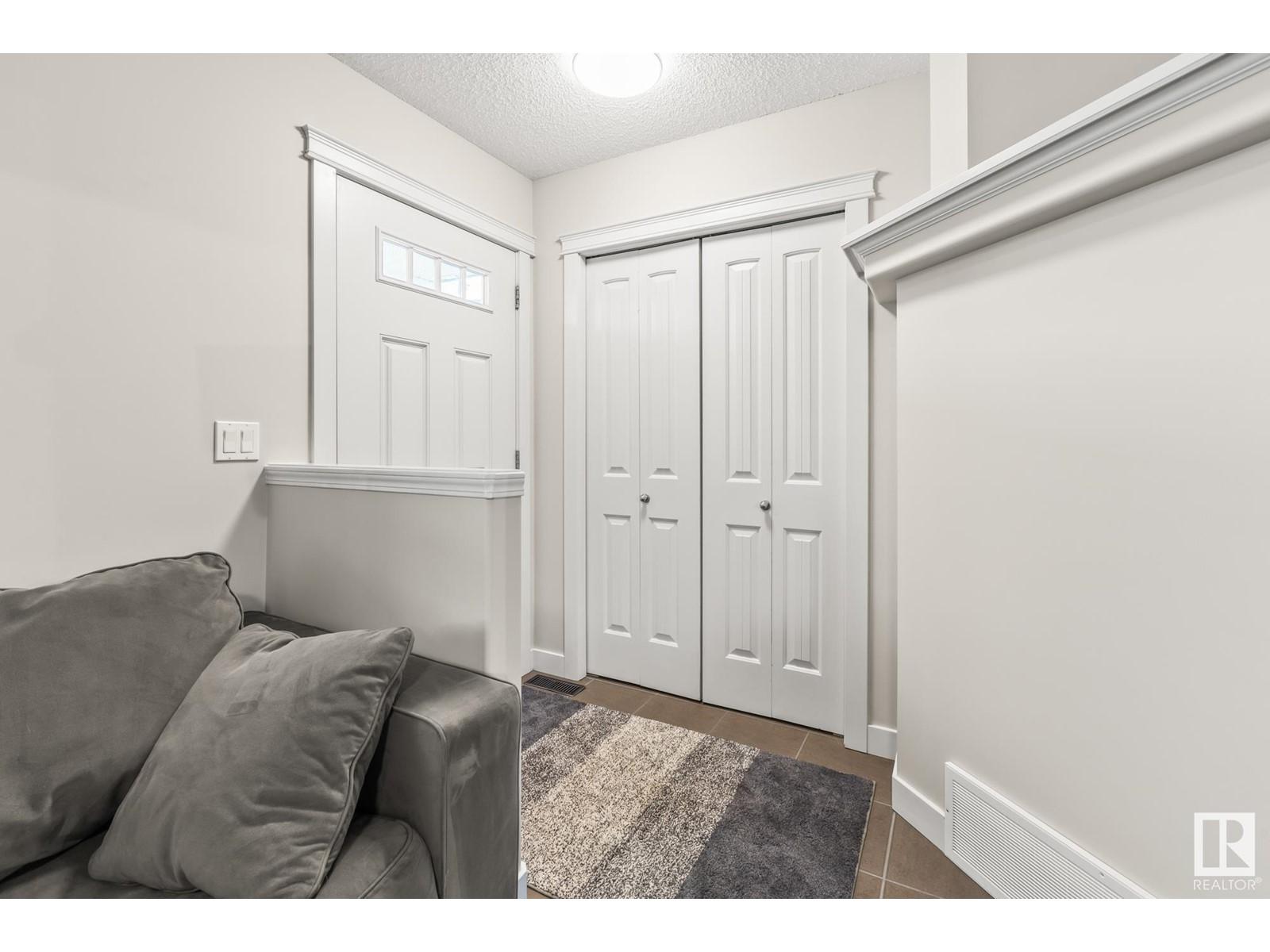 












7 HEWITT CI

,
Spruce Grove,




Alberta
T7X0K6


