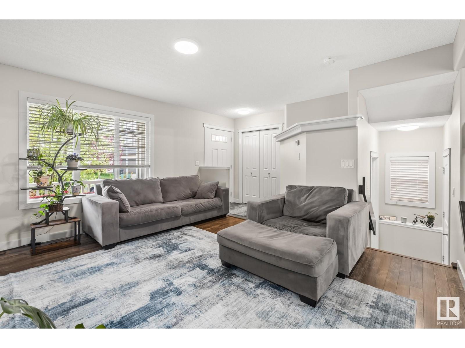 












7 HEWITT CI

,
Spruce Grove,




Alberta
T7X0K6

