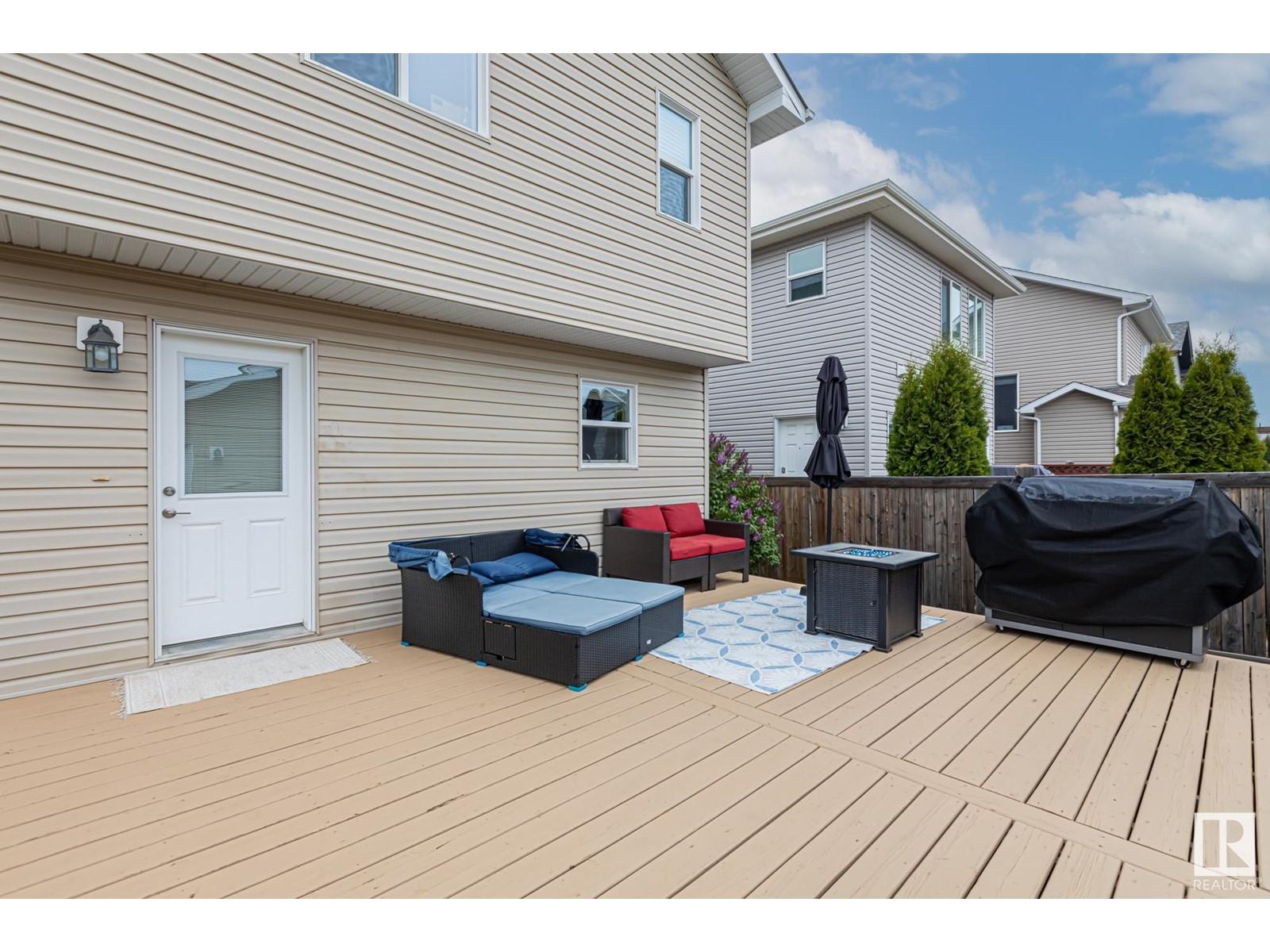 












7 HEWITT CI

,
Spruce Grove,




Alberta
T7X0K6

