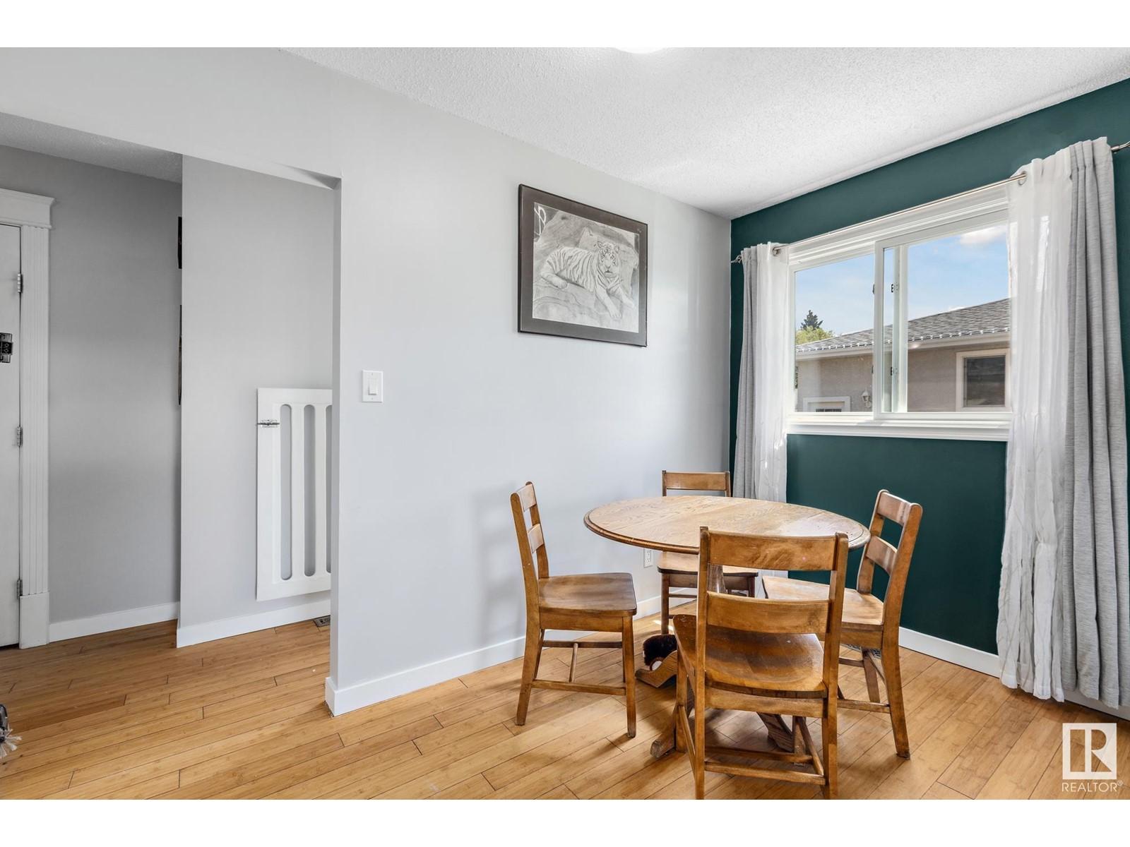 












4920 44 AV

,
Gibbons,




Alberta
T0A1N0

