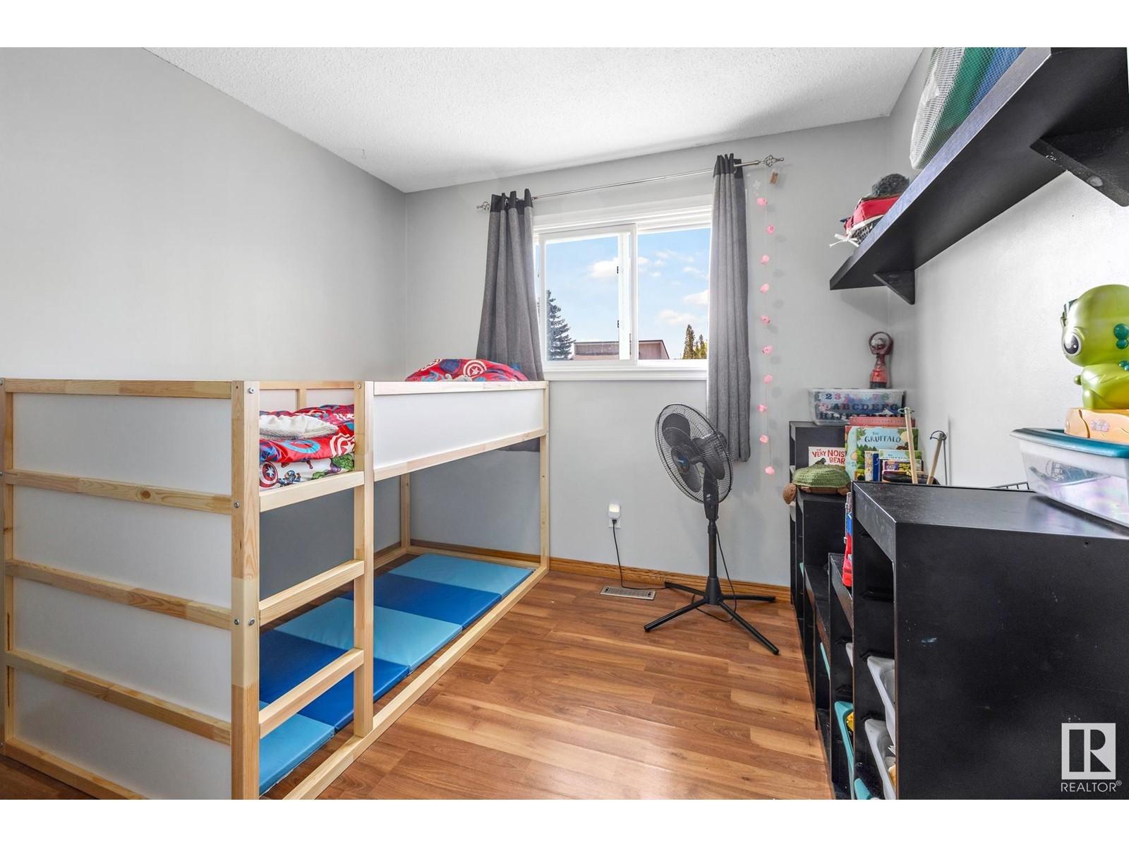 












4920 44 AV

,
Gibbons,




Alberta
T0A1N0

