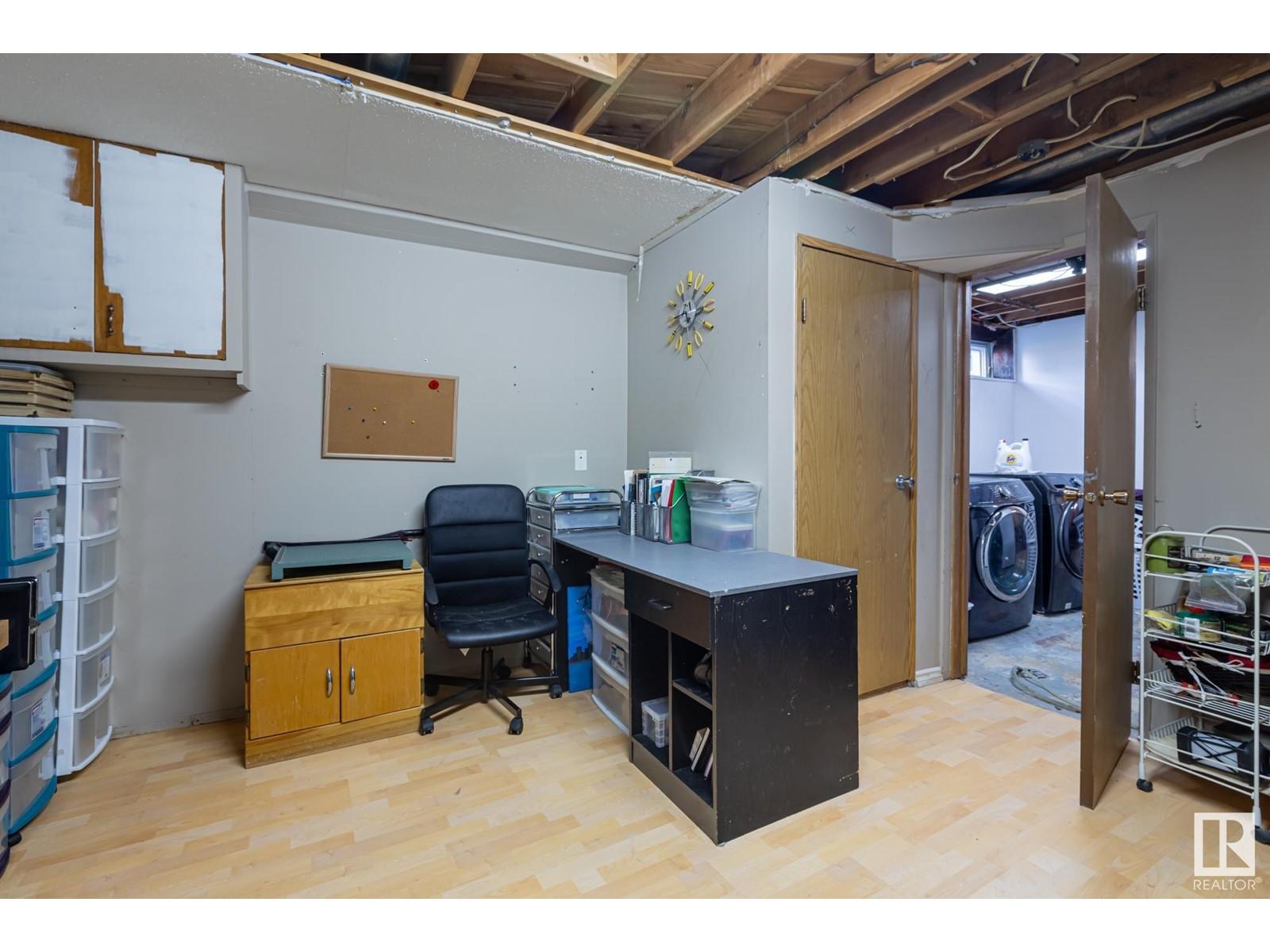 












4920 44 AV

,
Gibbons,




Alberta
T0A1N0

