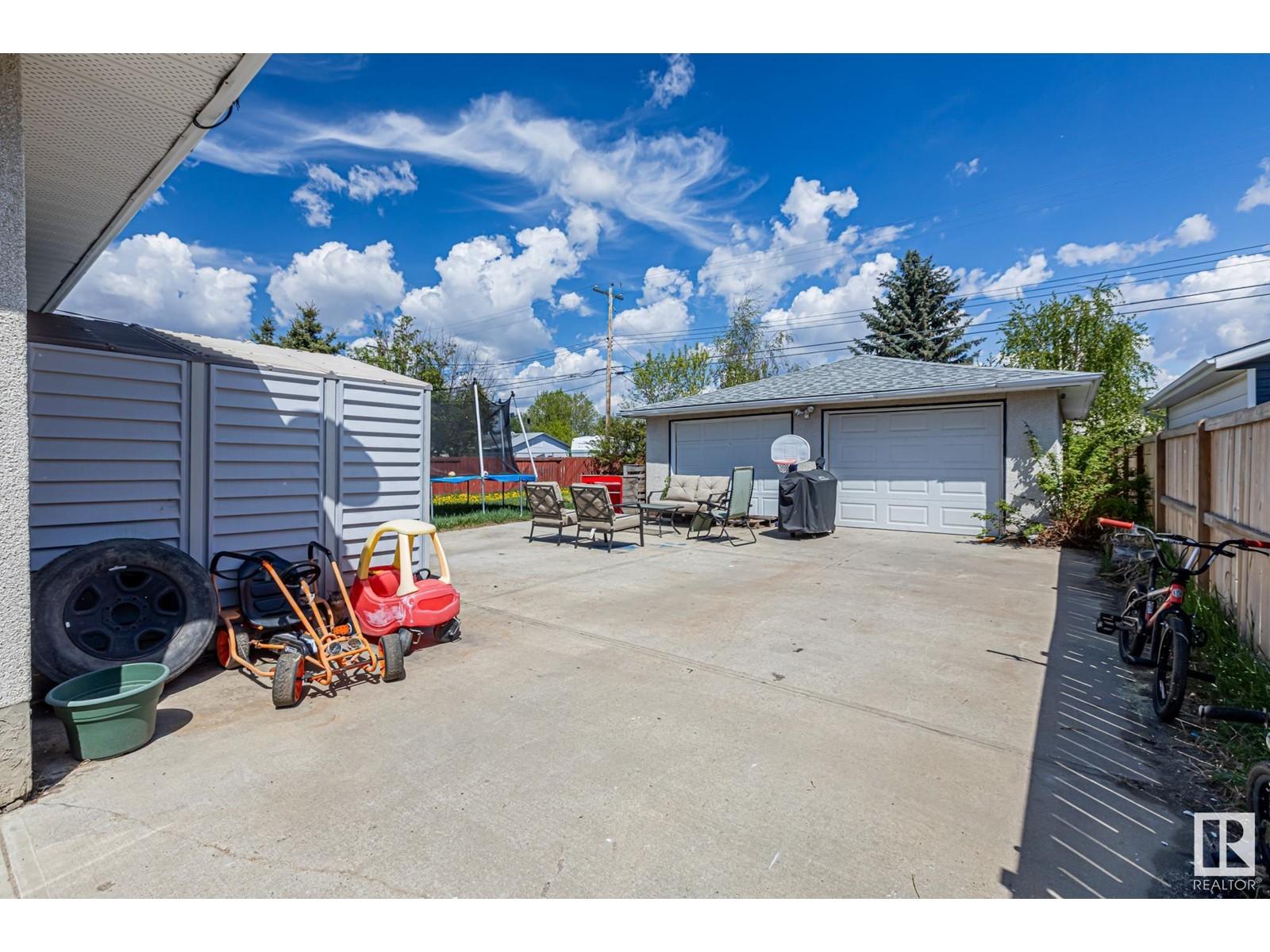 












4920 44 AV

,
Gibbons,




Alberta
T0A1N0

