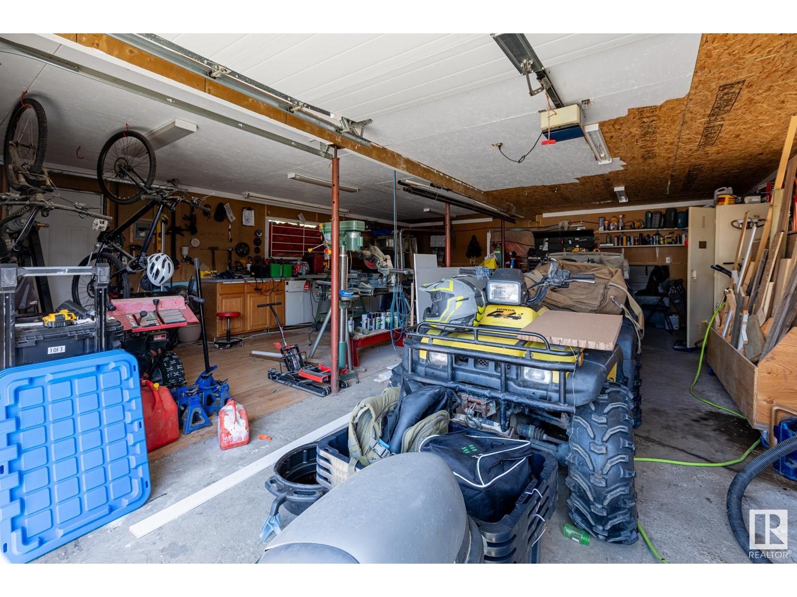 












4920 44 AV

,
Gibbons,




Alberta
T0A1N0

