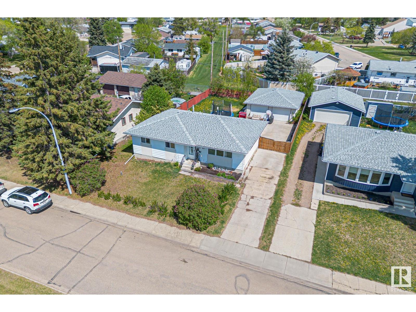 












4920 44 AV

,
Gibbons,




Alberta
T0A1N0

