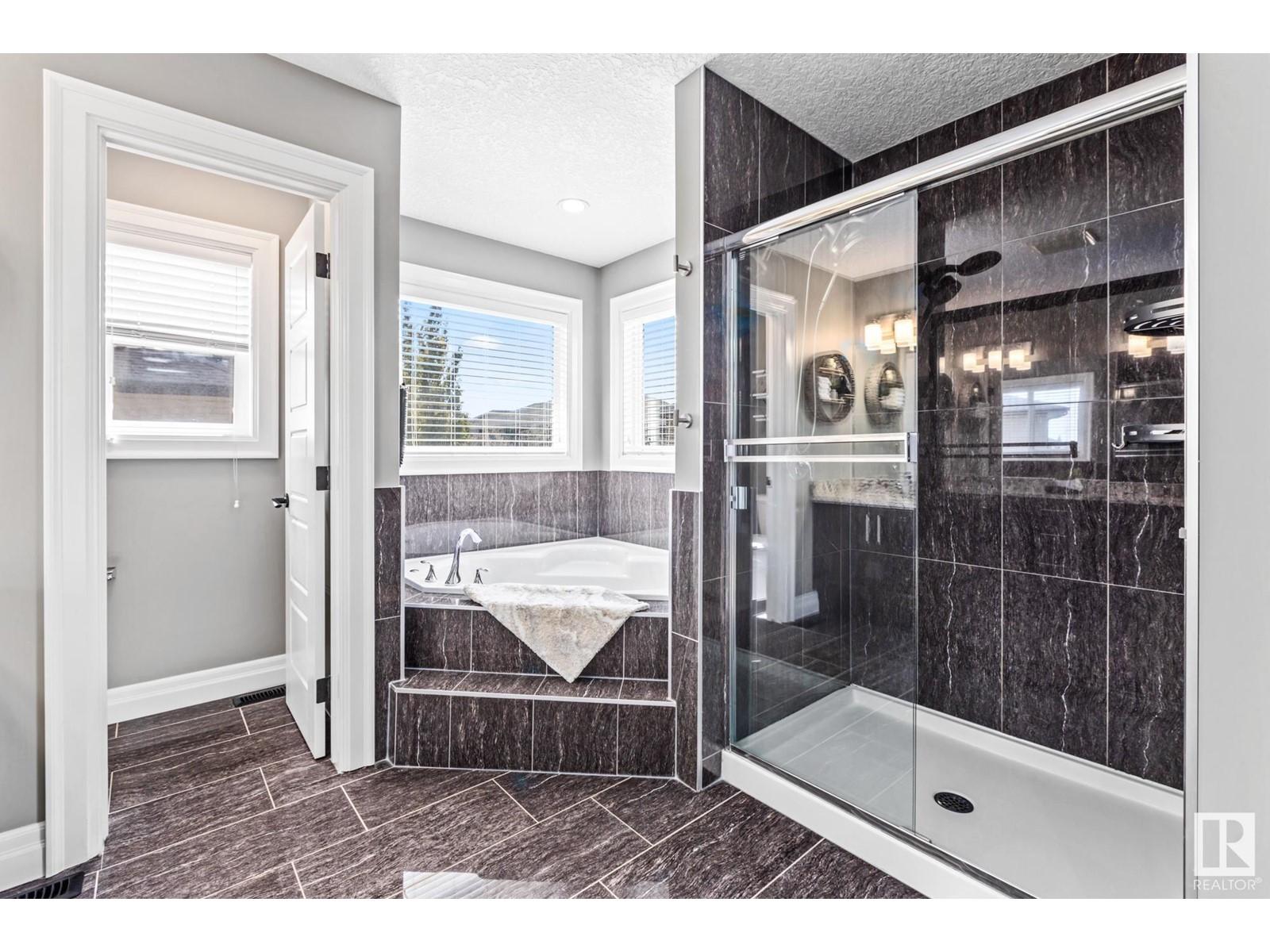 












5608 RUE EAGLEMONT ST

,
Beaumont,




Alberta
T4X0G9


