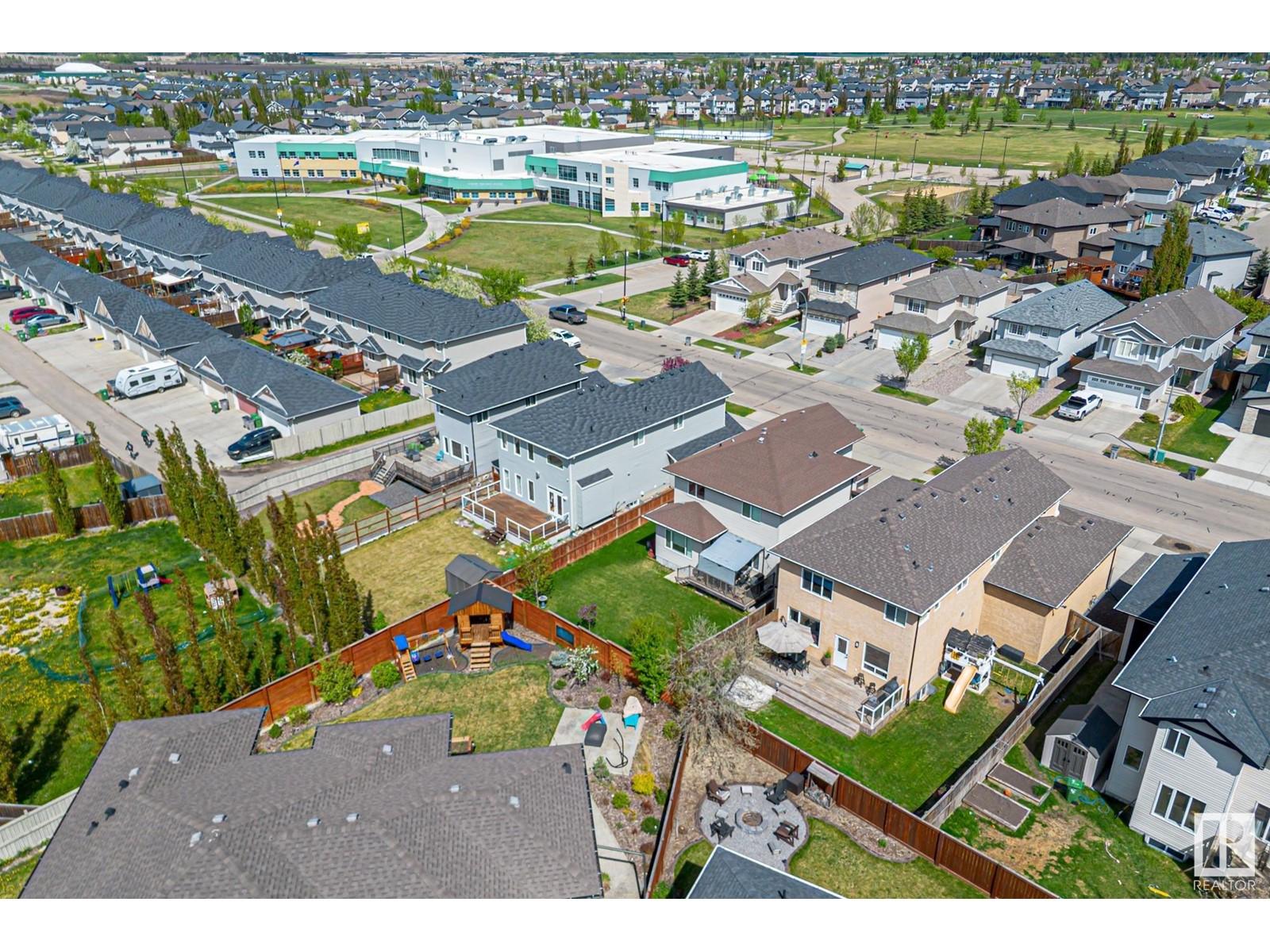 












5608 RUE EAGLEMONT ST

,
Beaumont,




Alberta
T4X0G9

