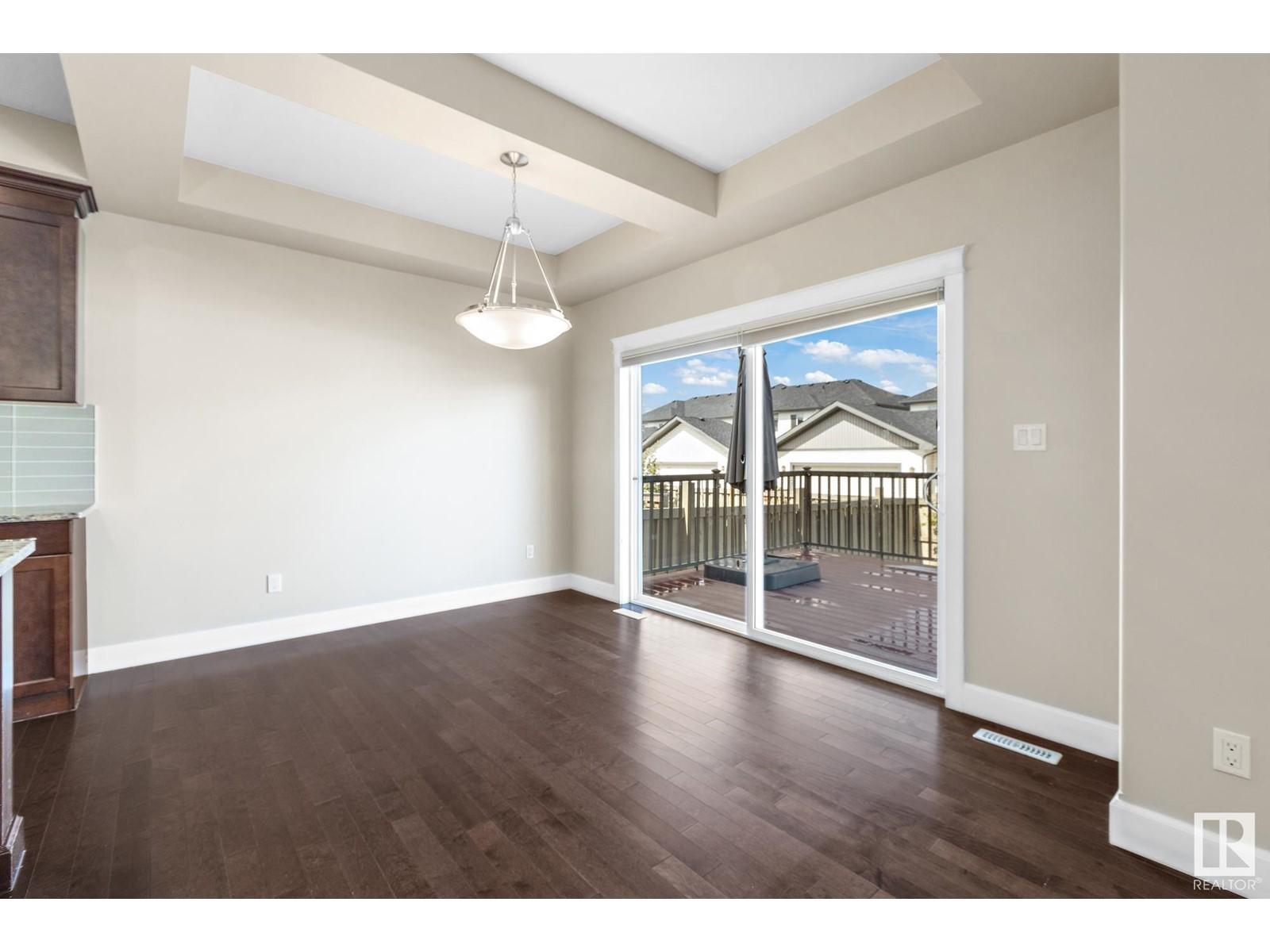 












3540 CLAXTON CR SW

,
Edmonton,




Alberta
T6W0Z6

