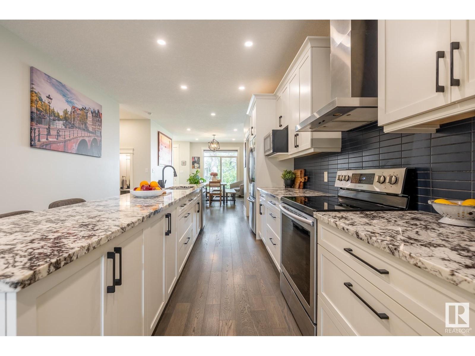 












7727 83 AV NW

,
Edmonton,




Alberta
T6C1A2

