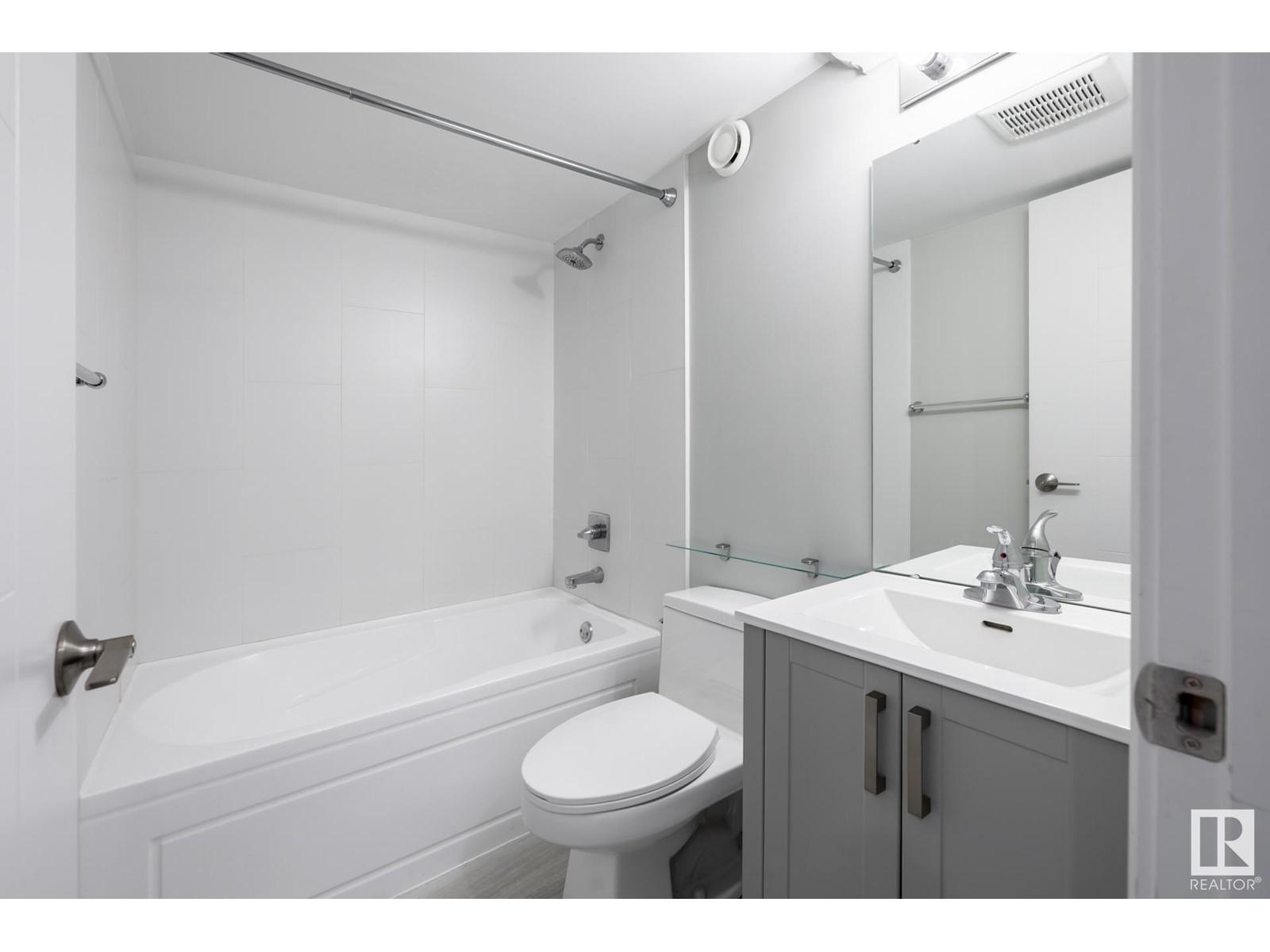 












7727 83 AV NW

,
Edmonton,




Alberta
T6C1A2

