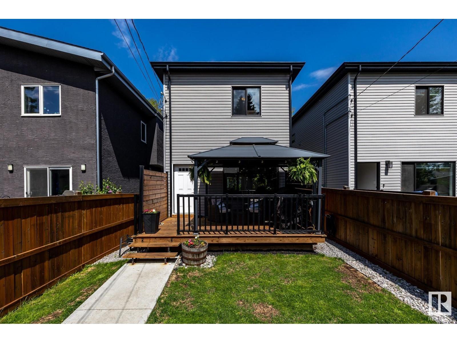 












7727 83 AV NW

,
Edmonton,




Alberta
T6C1A2

