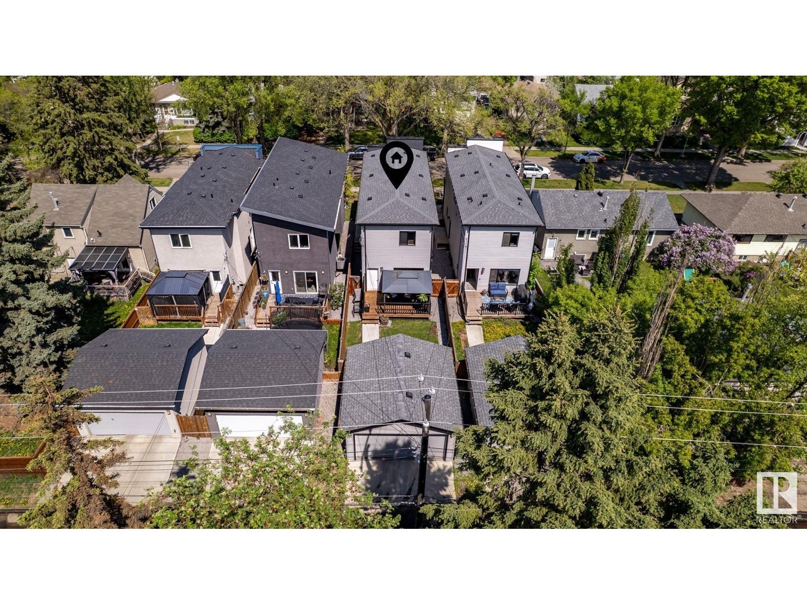 












7727 83 AV NW

,
Edmonton,




Alberta
T6C1A2

