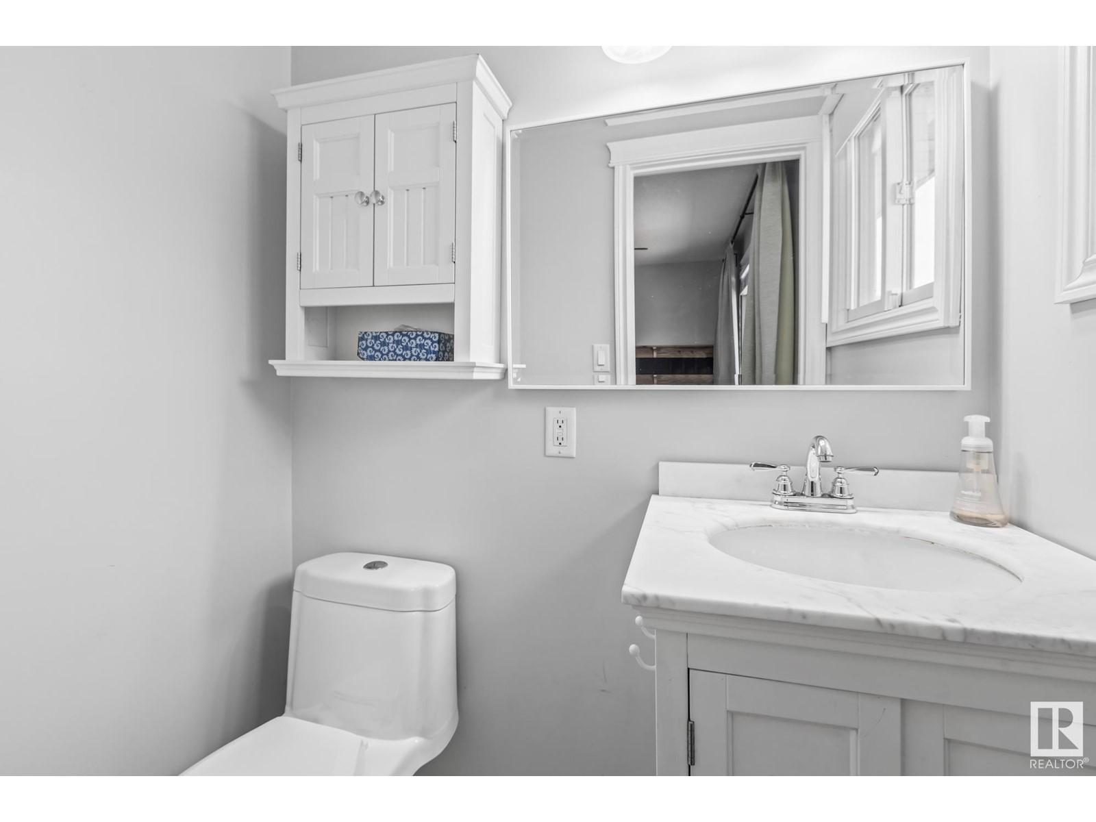 












9208 MORINVILLE DR

,
Morinville,




Alberta
T8R1J7

