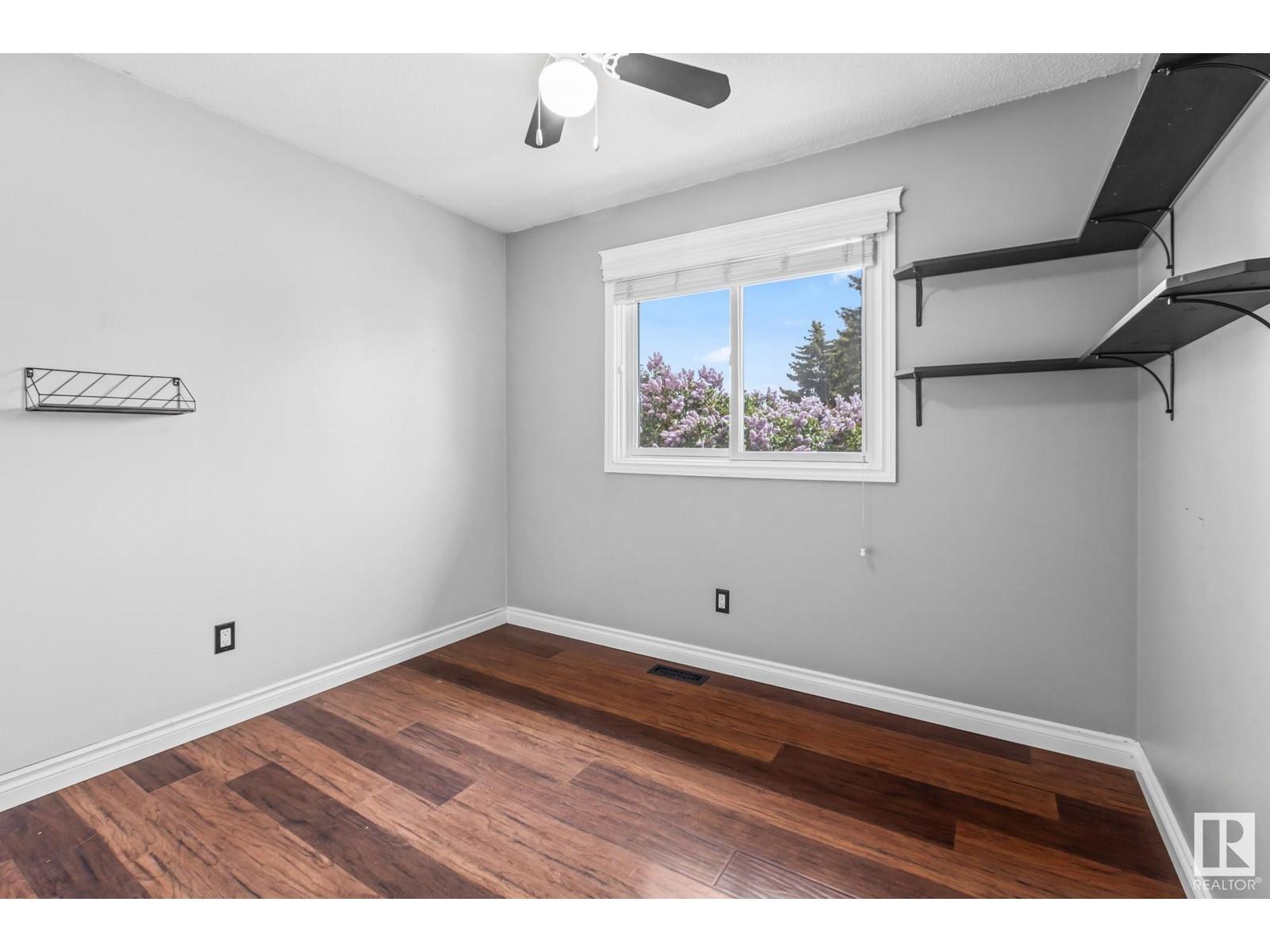 












9208 MORINVILLE DR

,
Morinville,




Alberta
T8R1J7

