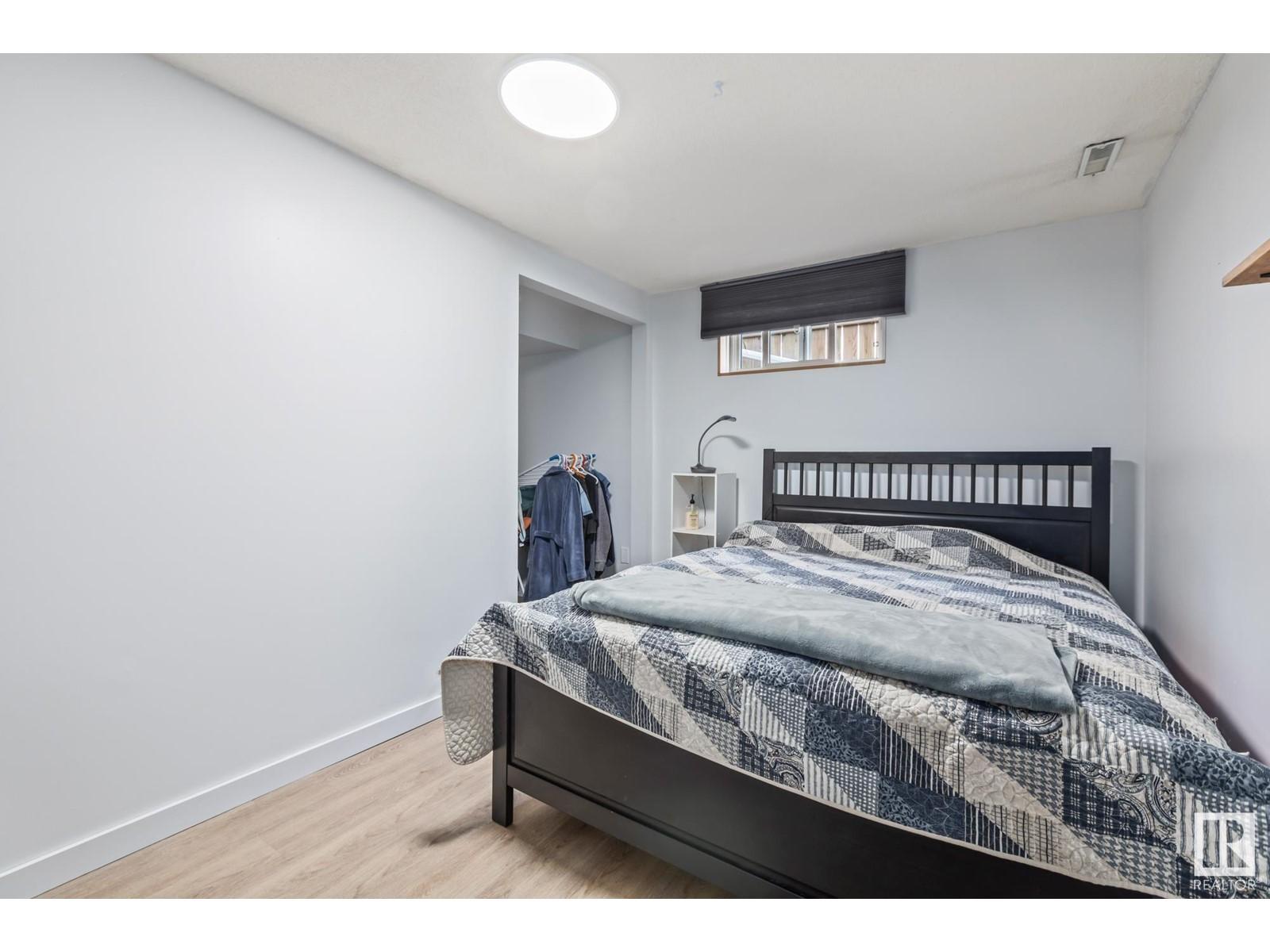 












9208 MORINVILLE DR

,
Morinville,




Alberta
T8R1J7

