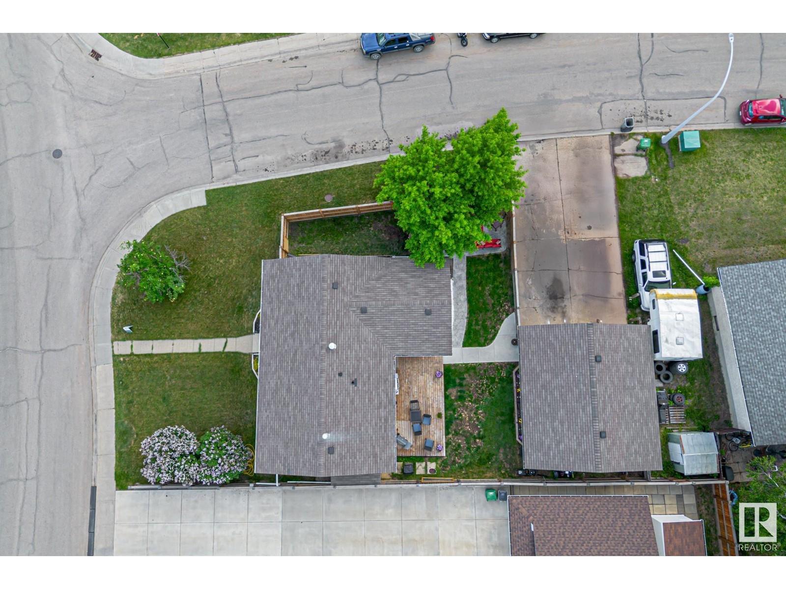 












9208 MORINVILLE DR

,
Morinville,




Alberta
T8R1J7

