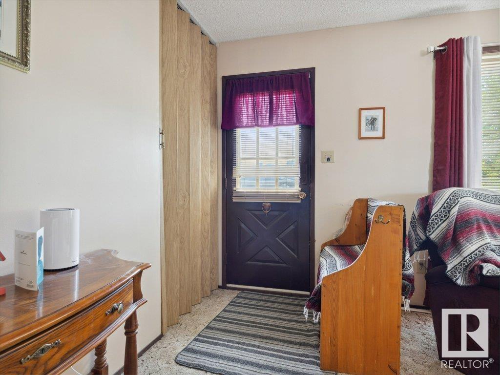 












4346 54 AV

,
Tofield,




Alberta
T0B4J0

