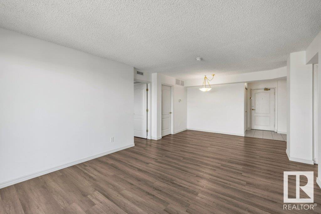 












#1607 10909 103 AV NW

,
Edmonton,




Alberta
T5K2W7


