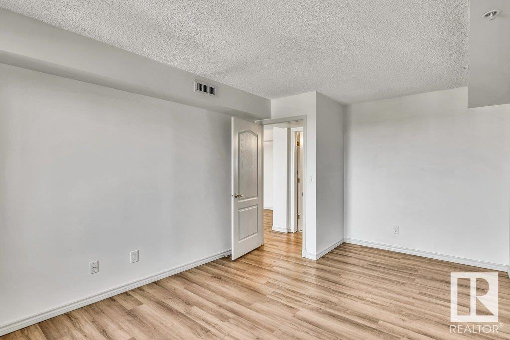 












#1607 10909 103 AV NW

,
Edmonton,




Alberta
T5K2W7

