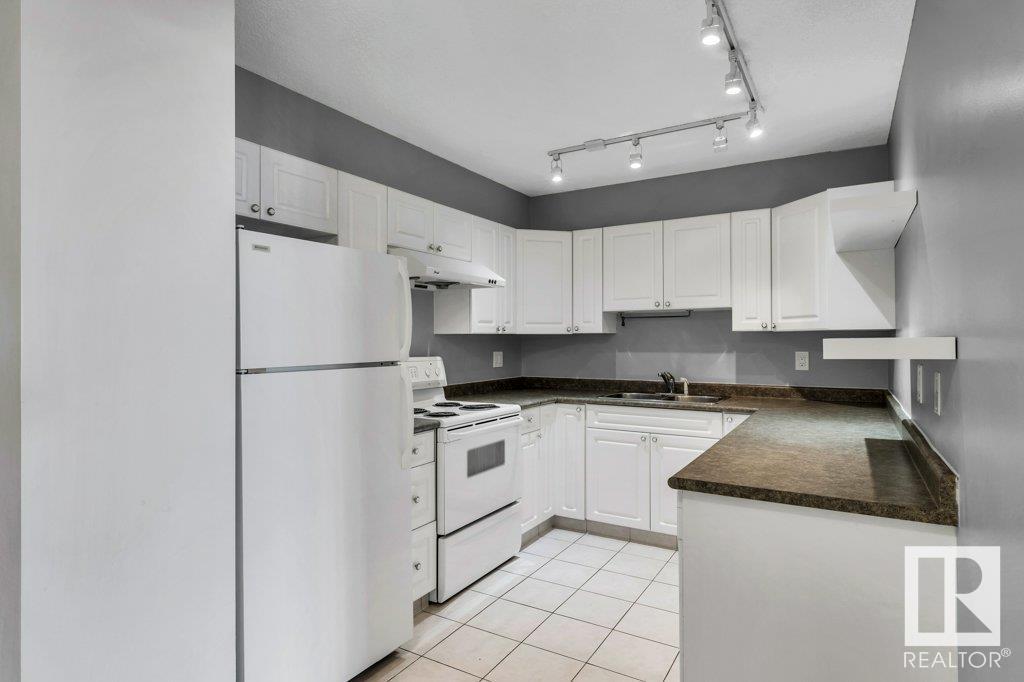 












#1607 10909 103 AV NW

,
Edmonton,




Alberta
T5K2W7

