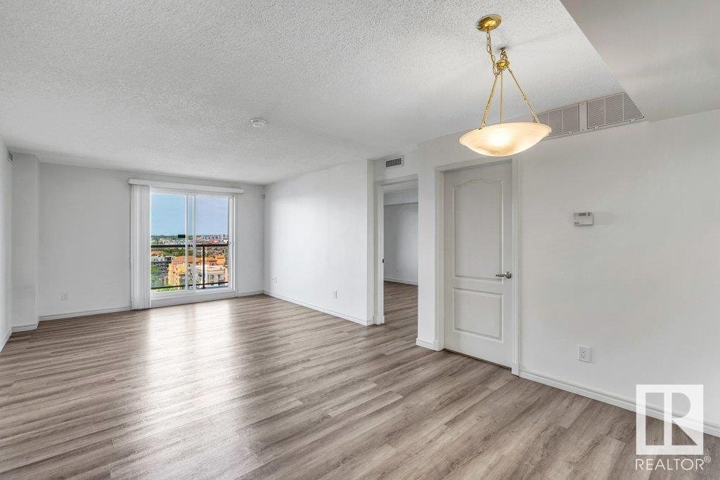












#1607 10909 103 AV NW

,
Edmonton,




Alberta
T5K2W7

