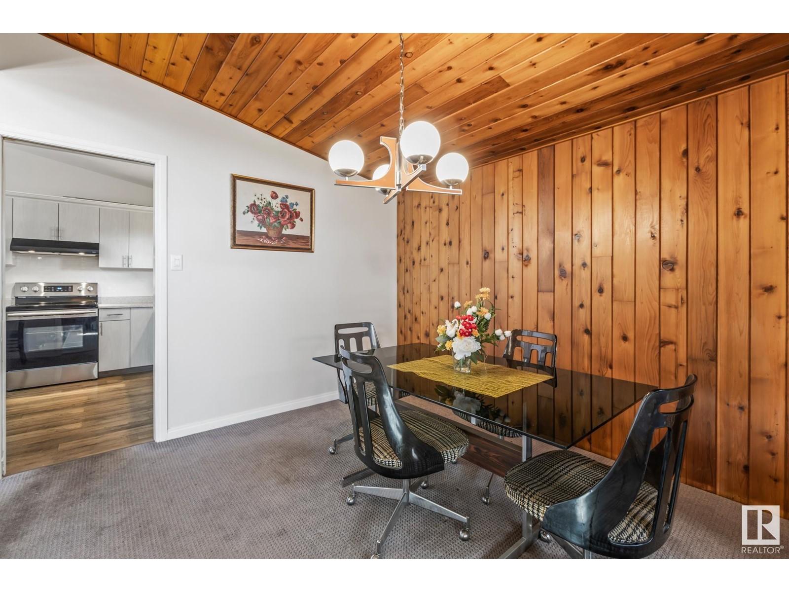 












15020 96 ST NW

,
Edmonton,




Alberta
T5E4B1

