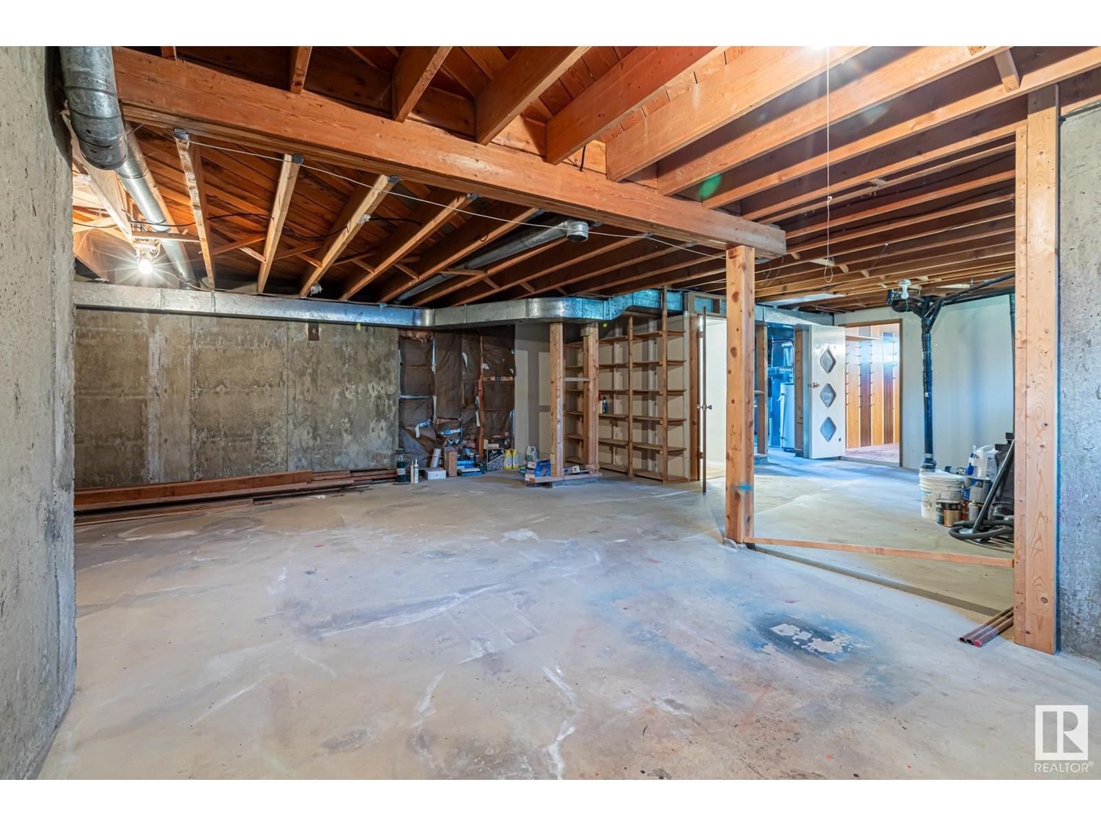 












15020 96 ST NW

,
Edmonton,




Alberta
T5E4B1

