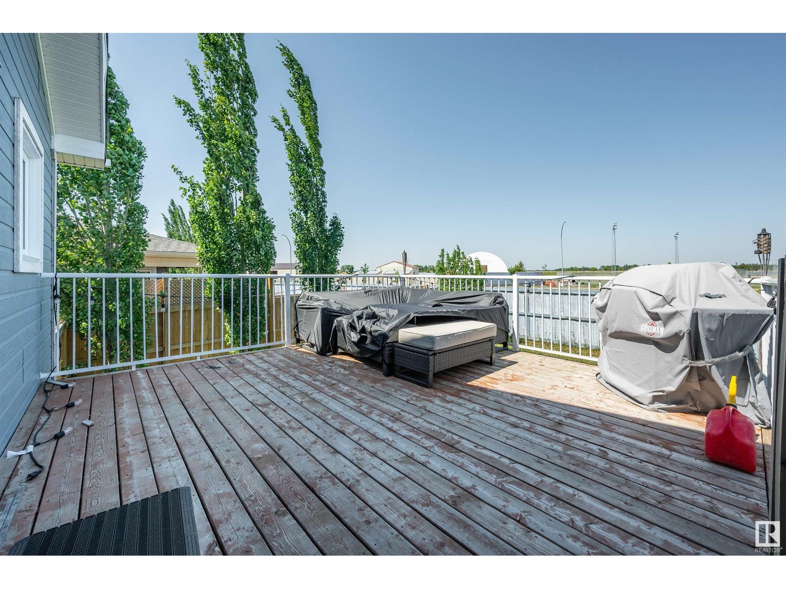 












120 HOULE DR

,
Morinville,




Alberta
T8R0E1

