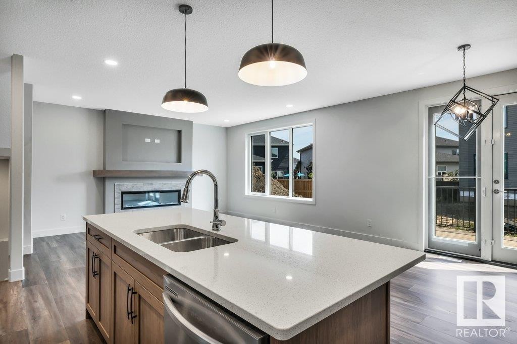 












13 HILLWOOD TC

,
Spruce Grove,




Alberta
T7X0X4

