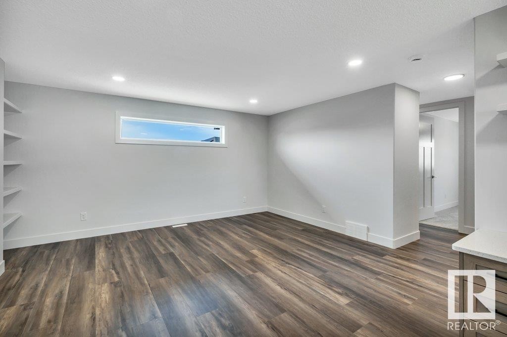 












13 HILLWOOD TC

,
Spruce Grove,




Alberta
T7X0X4

