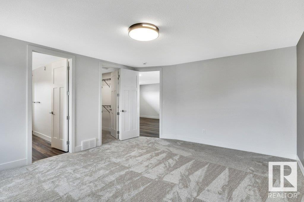 












13 HILLWOOD TC

,
Spruce Grove,




Alberta
T7X0X4

