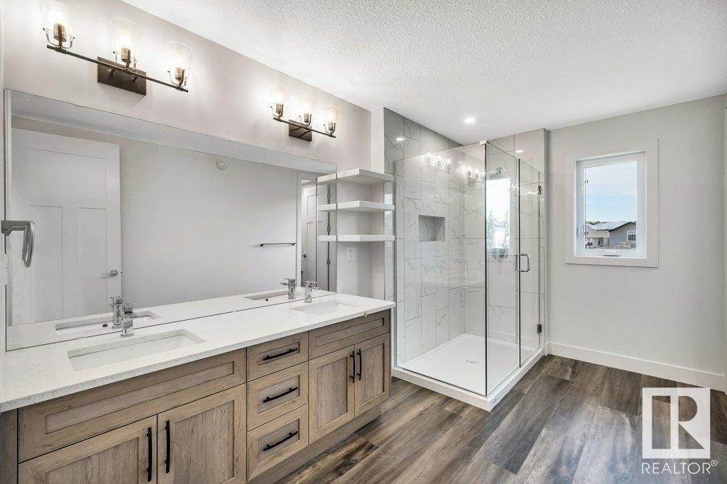 












13 HILLWOOD TC

,
Spruce Grove,




Alberta
T7X0X4

