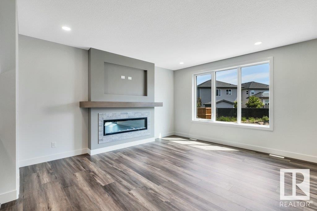 












13 HILLWOOD TC

,
Spruce Grove,




Alberta
T7X0X4


