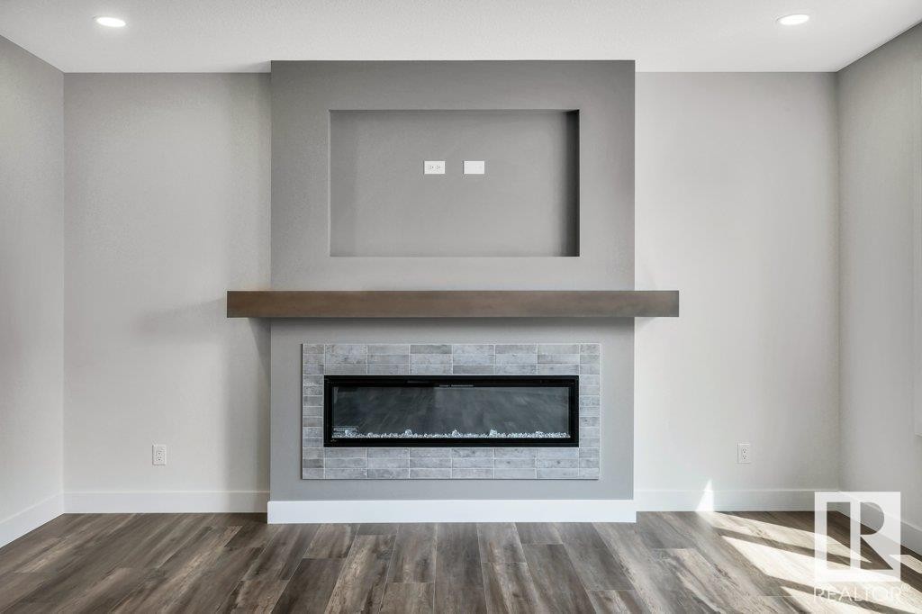 












13 HILLWOOD TC

,
Spruce Grove,




Alberta
T7X0X4

