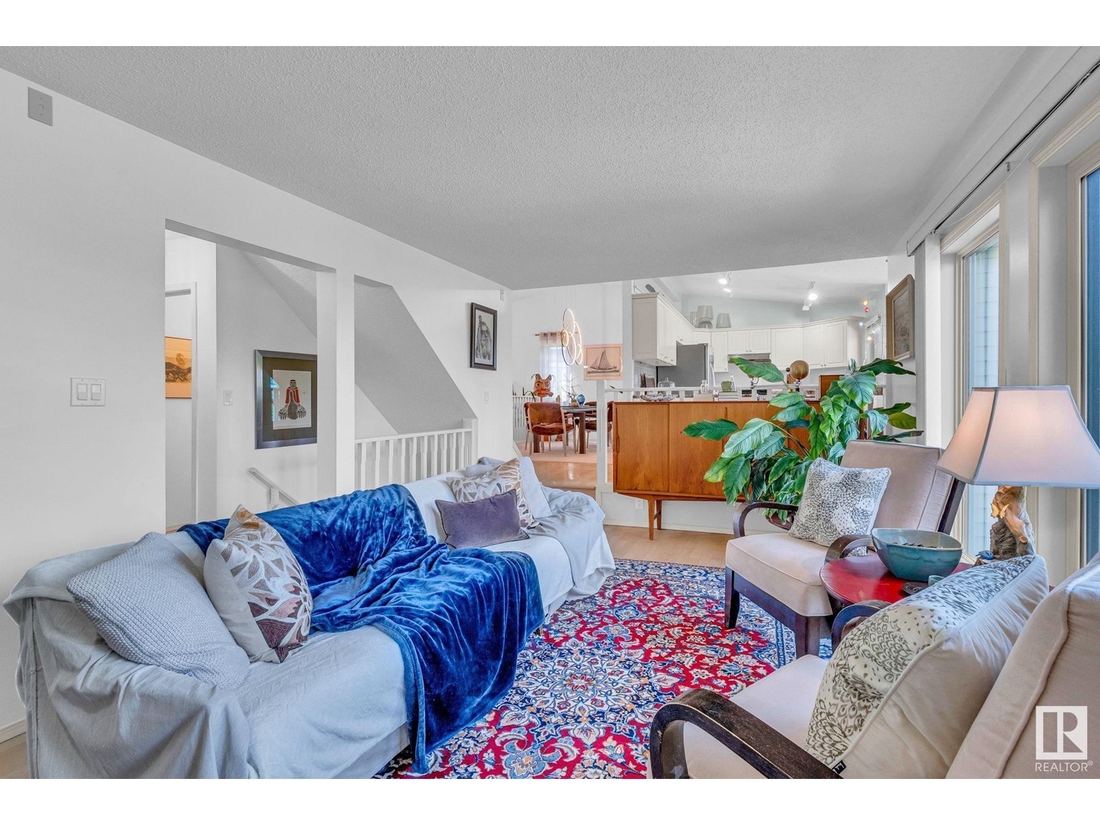 












3720 32 ST NW

,
Edmonton,




Alberta
T6T1G1


