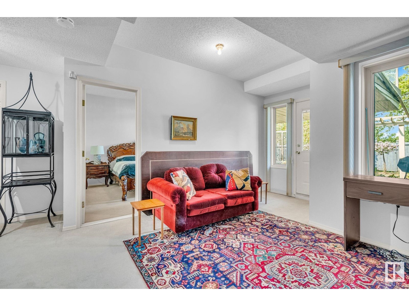 












3720 32 ST NW

,
Edmonton,




Alberta
T6T1G1

