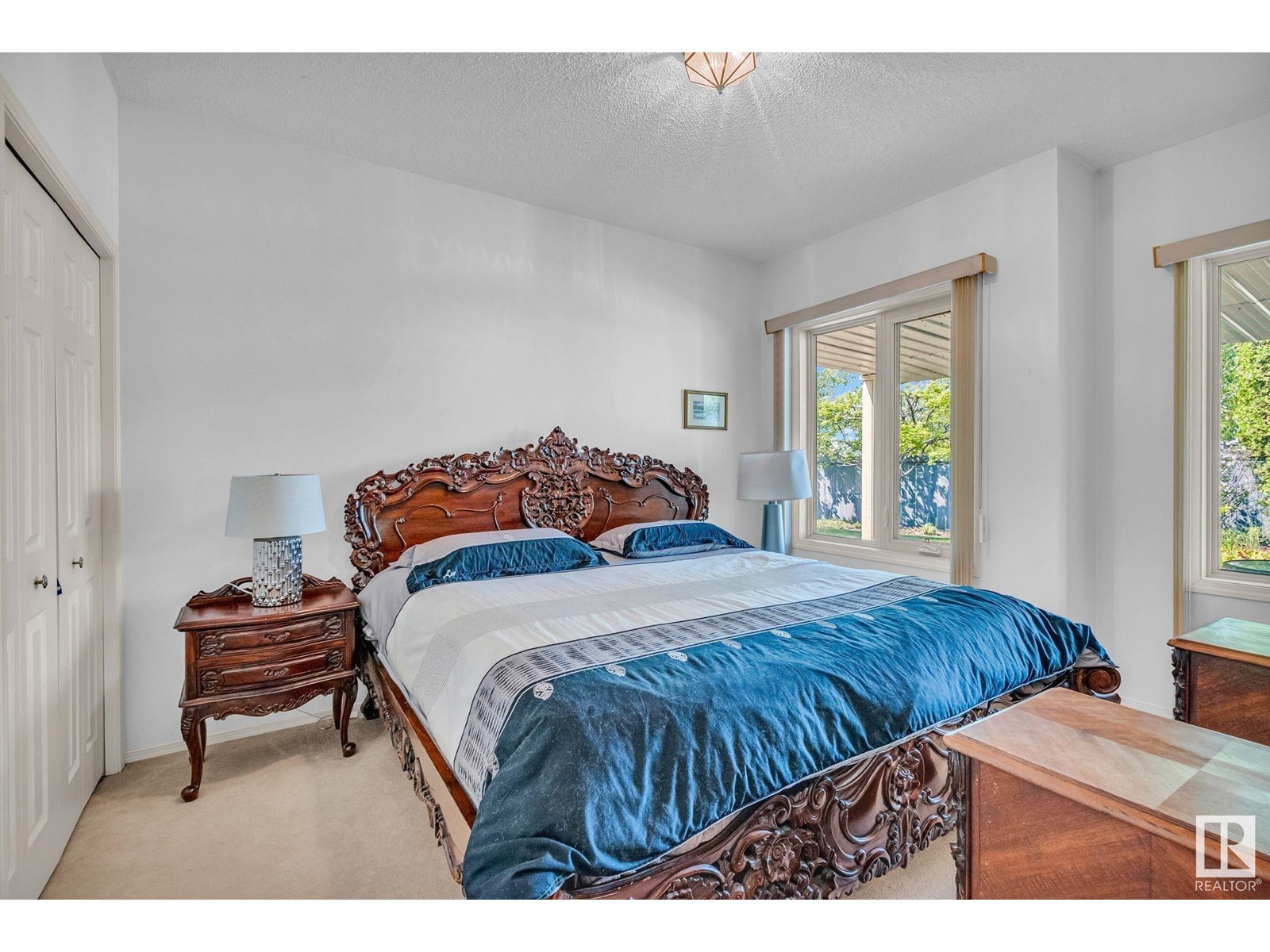 












3720 32 ST NW

,
Edmonton,




Alberta
T6T1G1

