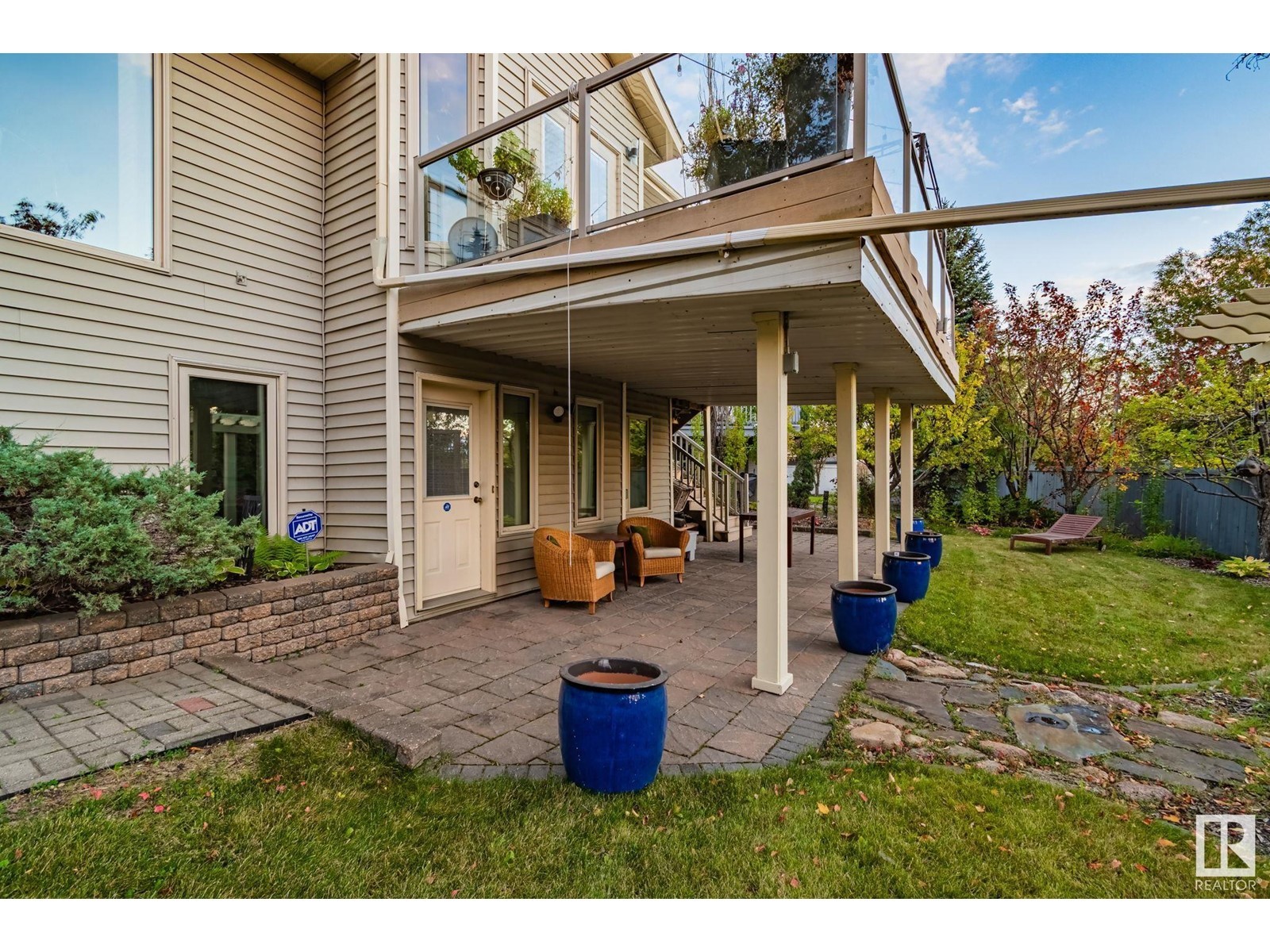 












3720 32 ST NW

,
Edmonton,




Alberta
T6T1G1


